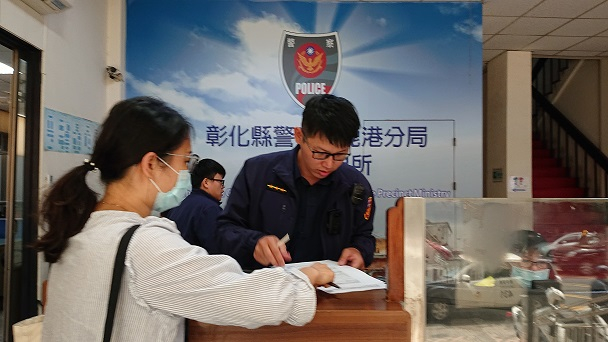109-03-11-戒菸宣導及張貼照片5