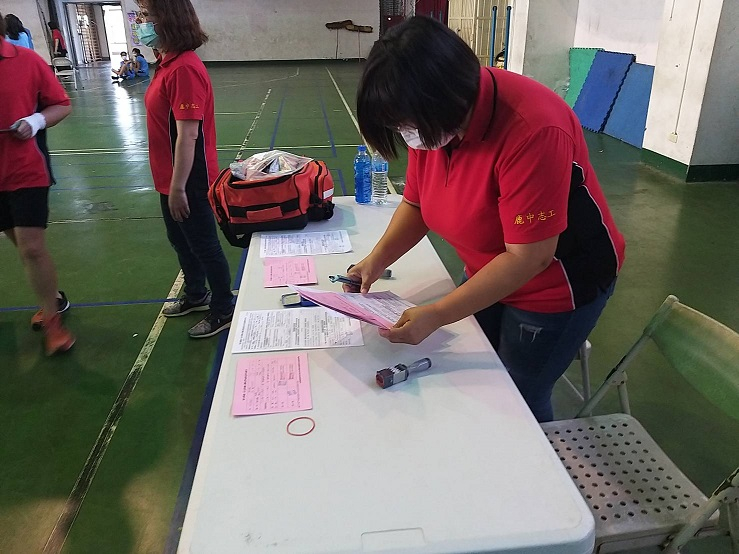 109-09-29-施打子宮頸疫苗照片4