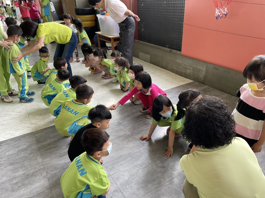 110-03-31-鹿港鎮內托兒所-兒童篩檢外展 相本