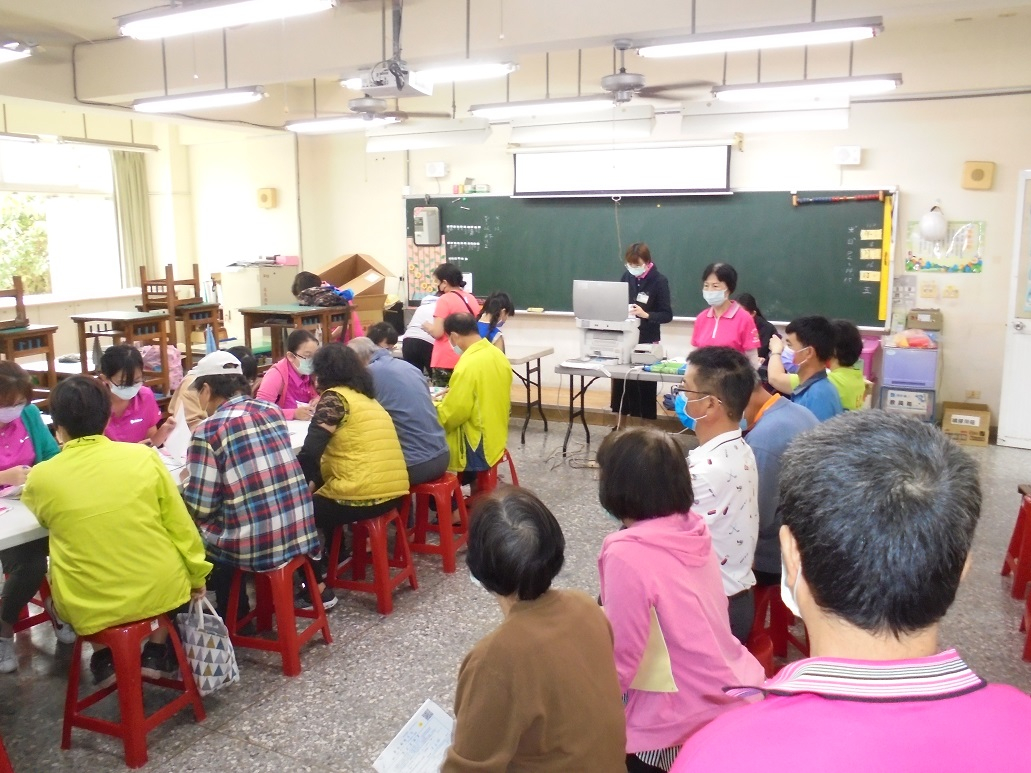 110-04-18鹿東國小-社區整合式篩檢活動照片9