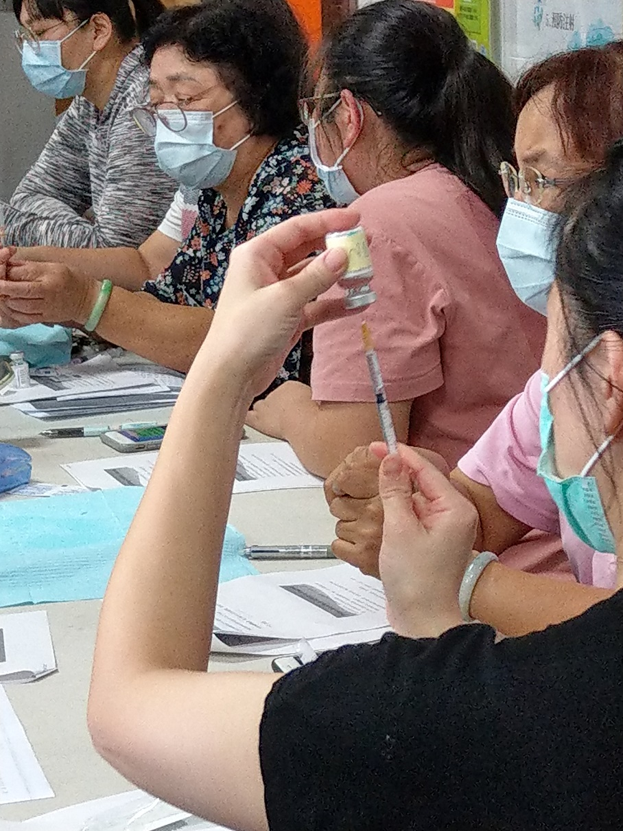 110-09-14-衛生所內-BNT稀釋教學 相本