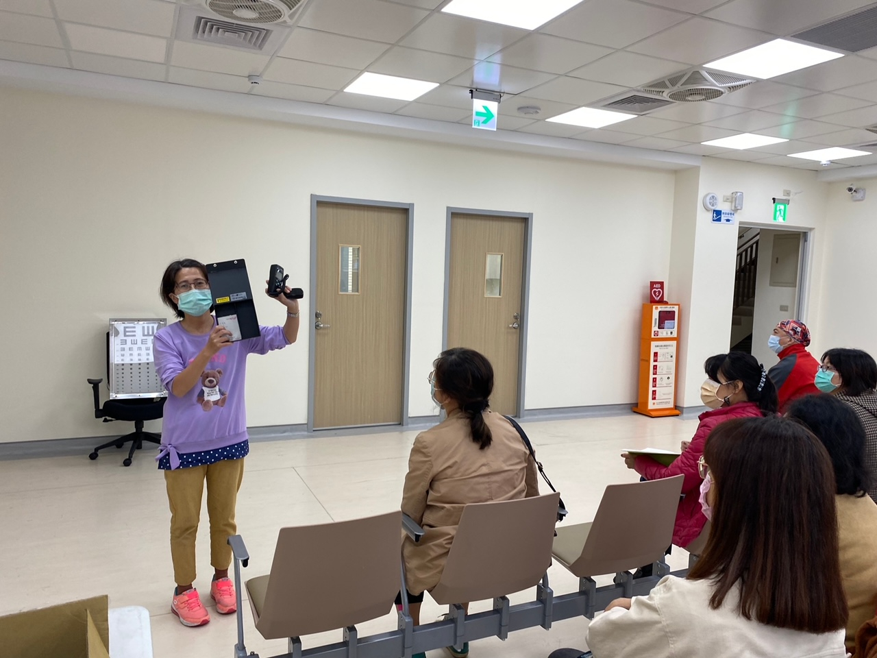111年3月23日-衛生所內-校園防疫會議宣導照片9