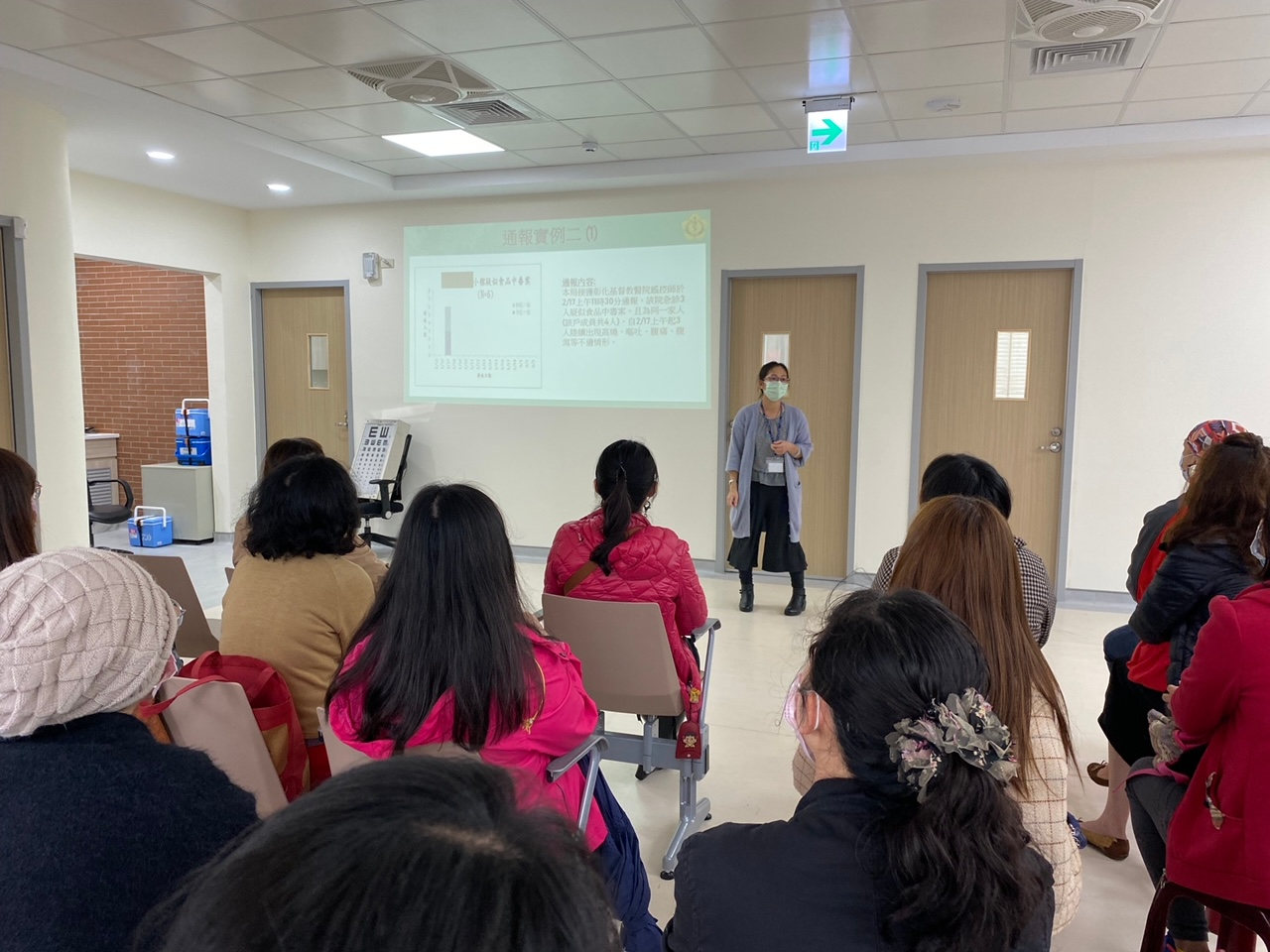 111年3月23日-衛生所內-校園防疫會議宣導照片15