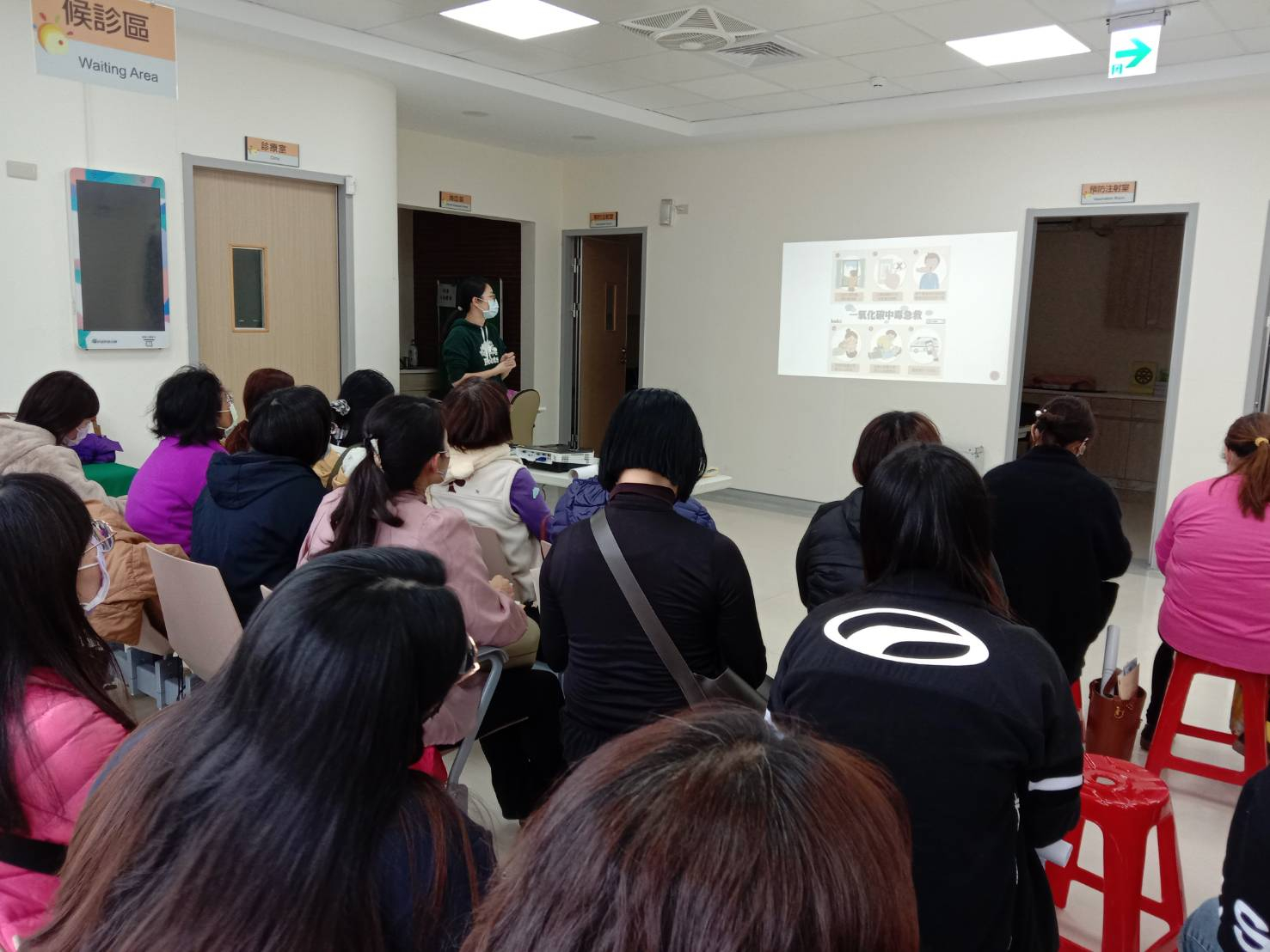 113年校園防疫會議照片3